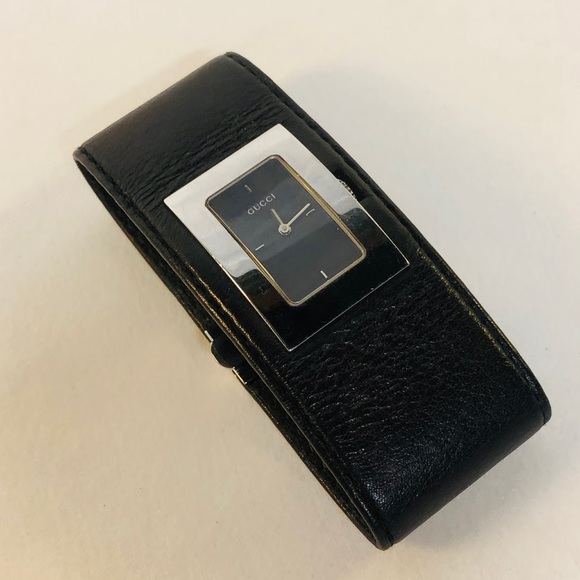 authentic GUCCI Leather Cuff BRACELET watch - Picture 2 of 8